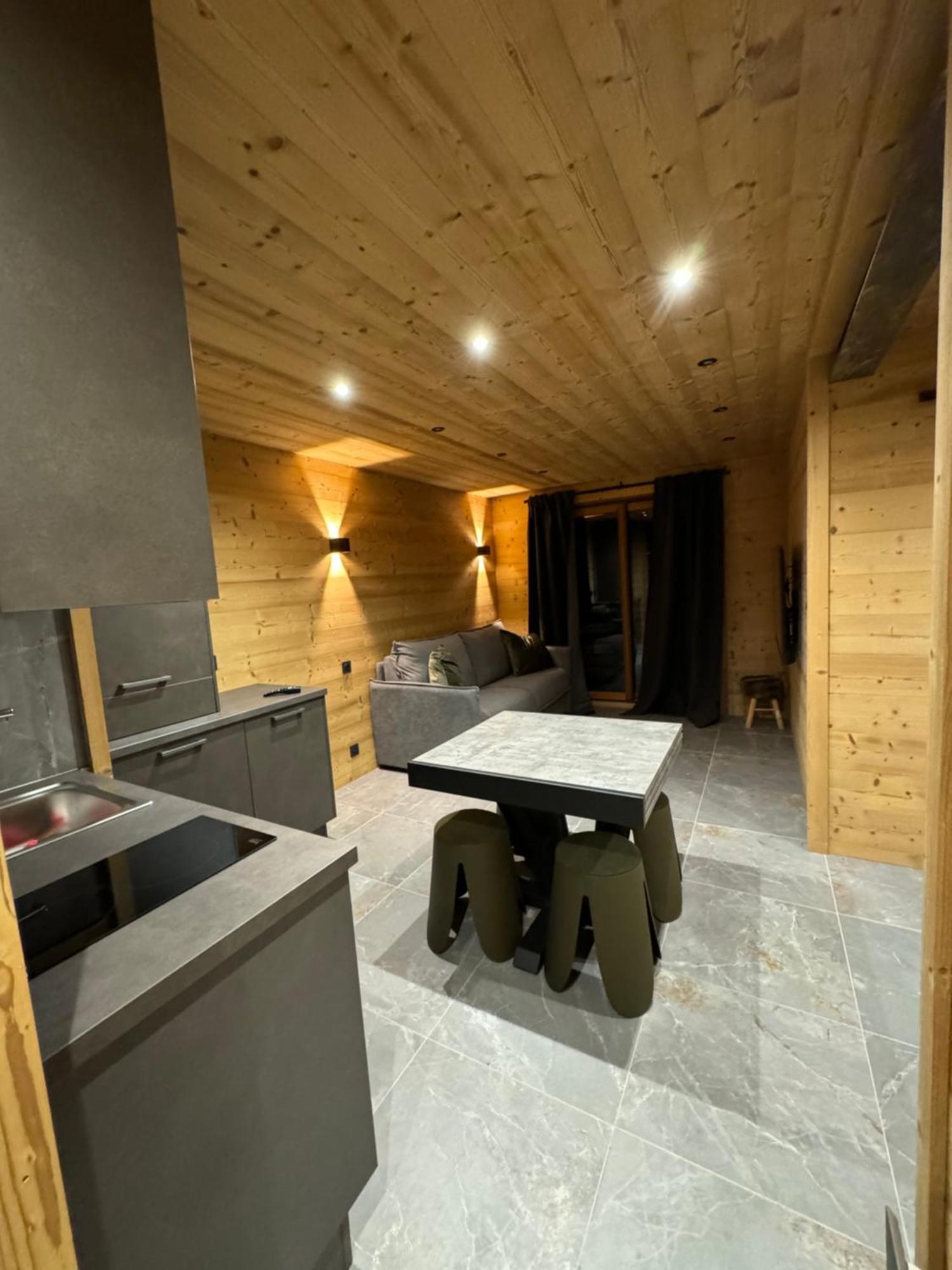 Appartement Familiale Residence Les Vans Recoin 1650 Chamrousse Eksteriør bilde