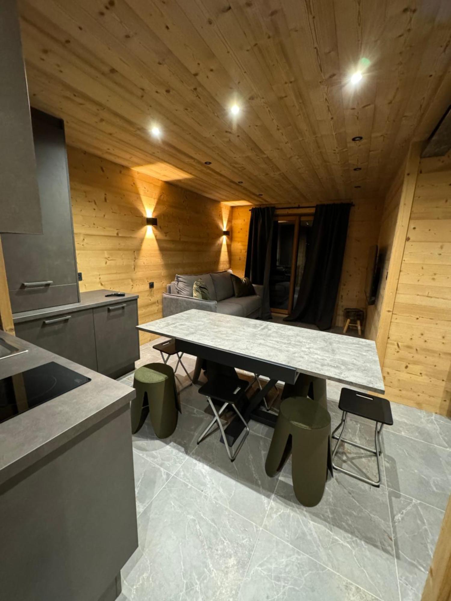 Appartement Familiale Residence Les Vans Recoin 1650 Chamrousse Eksteriør bilde